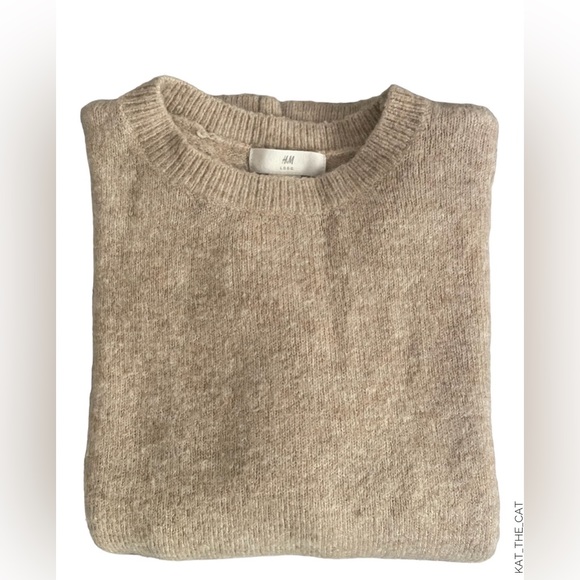 H&M Women’s Knitted Cream Sweater in Extra-Small - Picture 5 of 11